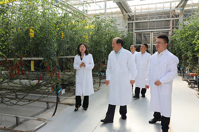 山東華宇工學(xué)院大學(xué)生創(chuàng)新創(chuàng)業(yè)實(shí)踐基地落戶德州財(cái)金智慧農(nóng)業(yè)產(chǎn)業(yè)園，引領(lǐng)農(nóng)業(yè)科研與試驗(yàn)發(fā)展新篇章